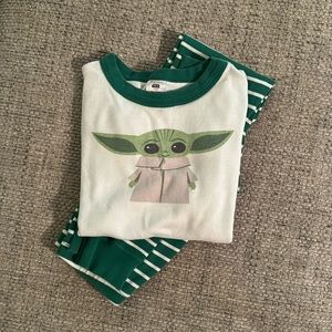 Hanna Andersson Star Wars The Mandalorian (Baby Yoda) Pajamas